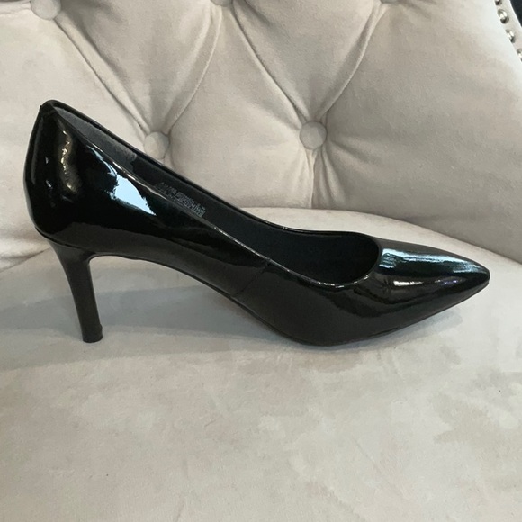 Rockport Patent Black Leather Heels Size 5.5 - Picture 5 of 8